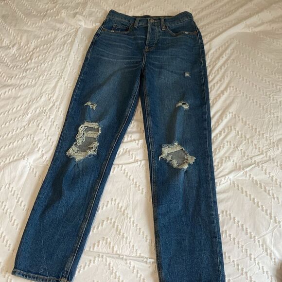 Old Navy Extra High-Waisted Button-Fly Sky-Hi Straight Cut-Off Non-Stretch Jeans - Picture 2 of 12